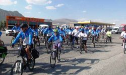 Van’dan pedal çevirerek Bitlis’e ulaştılar